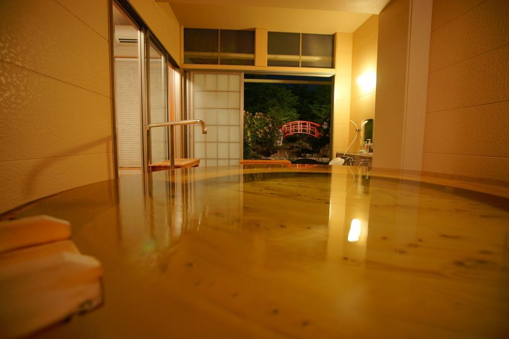 Hotel Kaminoyu Onsen Kai Esterno foto